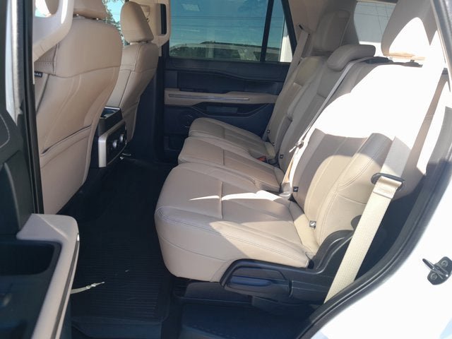 Certified 2022 Ford Expedition XLT RWD image 12
