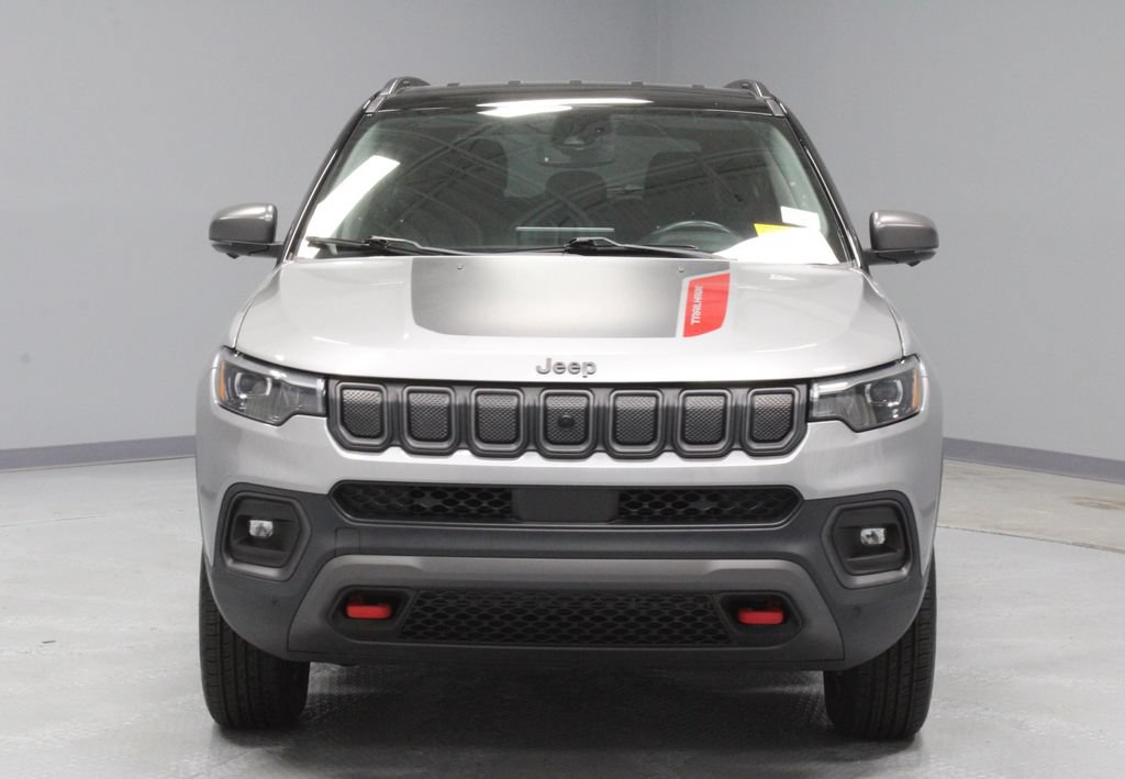 Used 2022 Jeep Compass Trailhawk w/ Trailhawk Elite Group AWD/4WD image 6