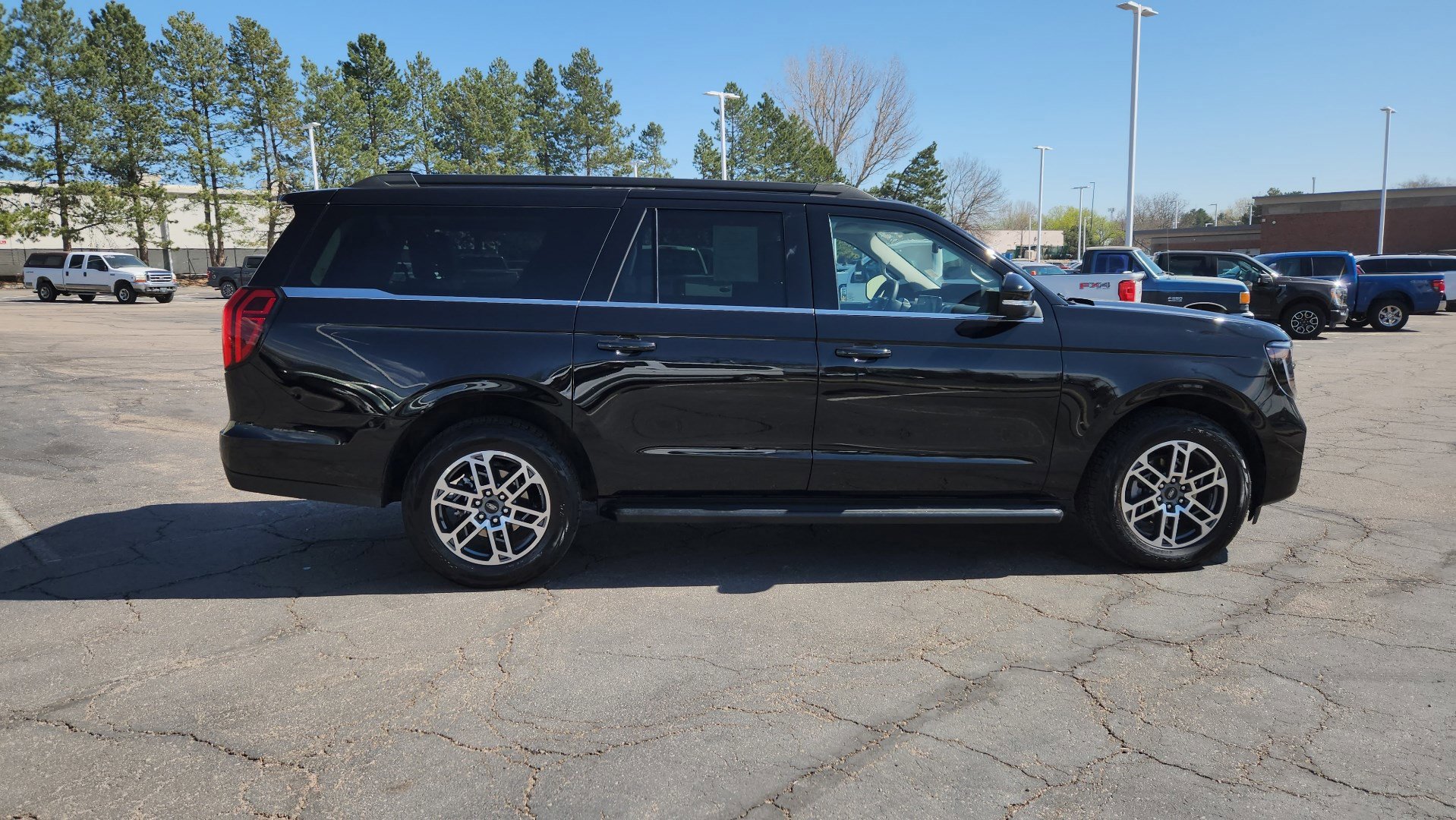 Certified 2025 Ford Expedition Max Active image 18