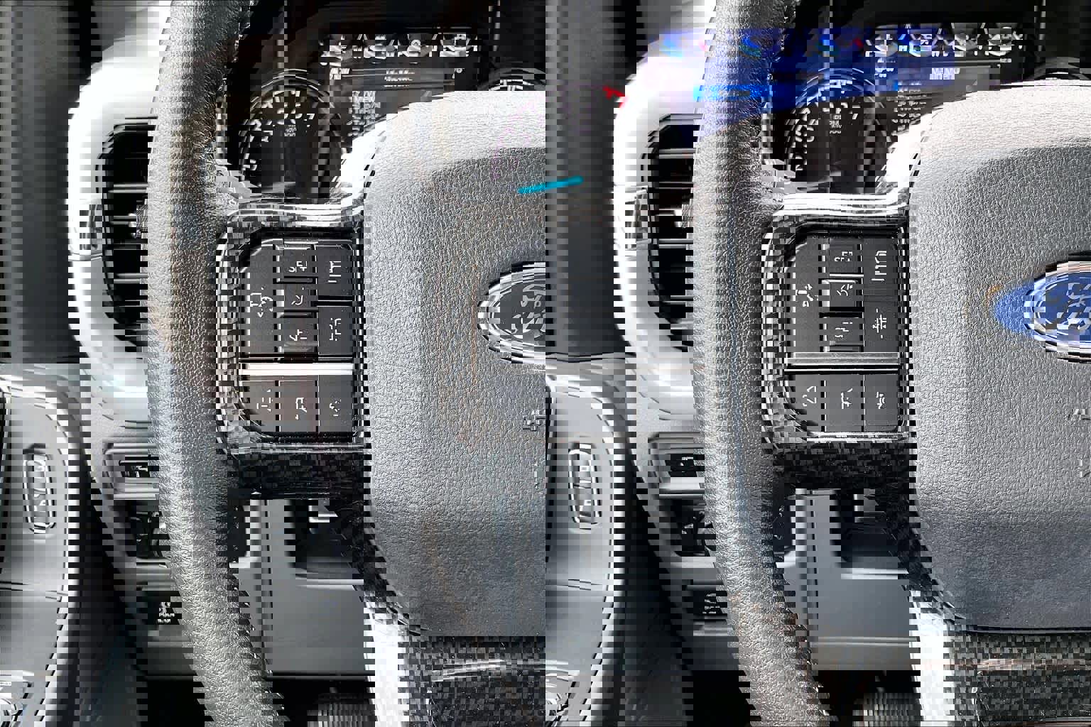 Certified 2022 Ford F150 XLT w/ Equipment Group 302A High image 24