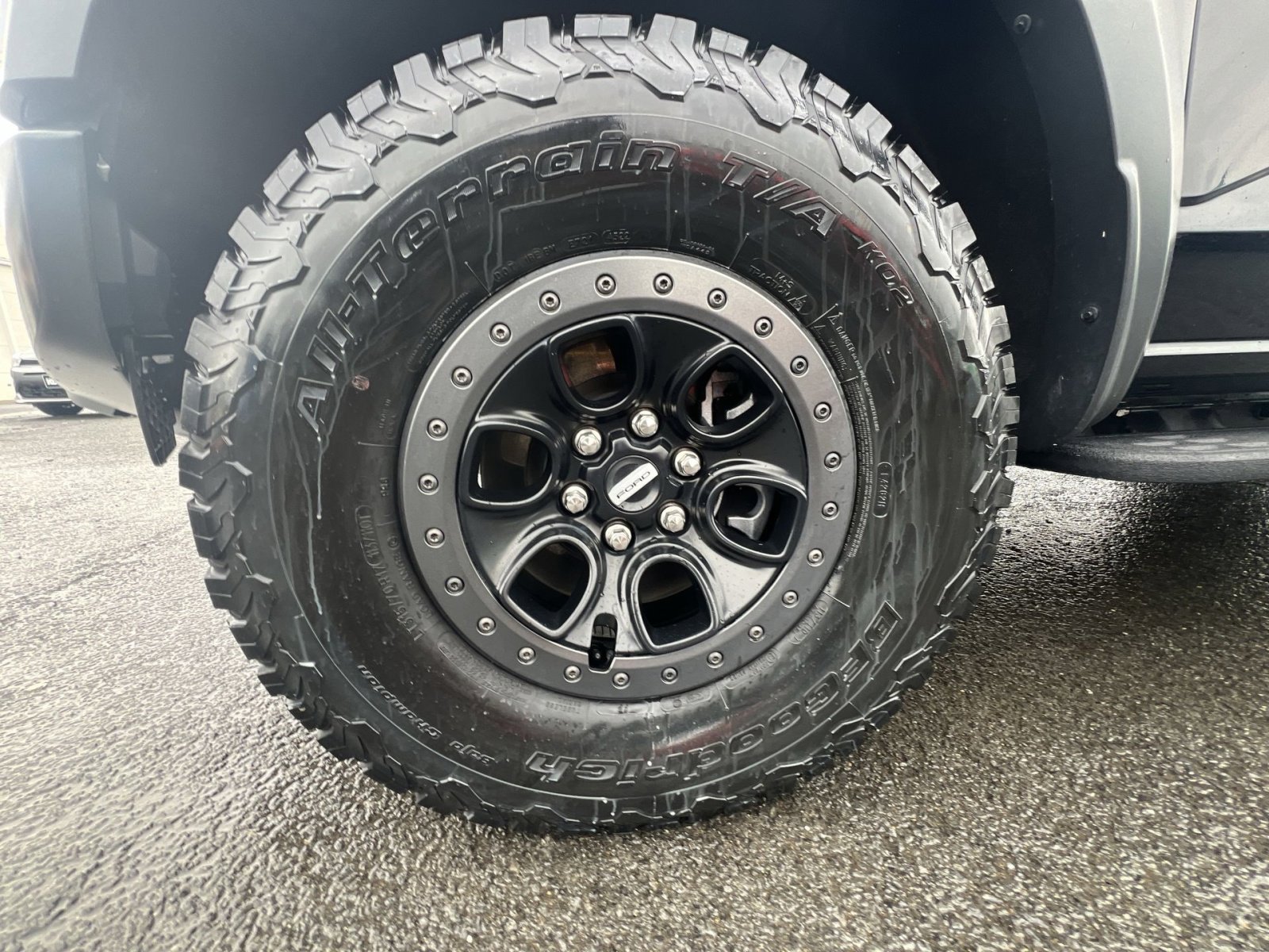 Certified 2023 Ford F150 Raptor w/ Raptor Carbon Fiber Package AWD/4WD image 28
