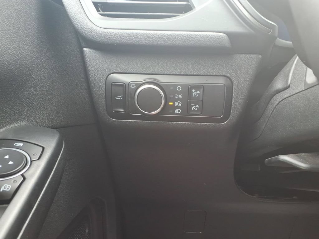 Certified 2023 Ford Escape Active AWD/4WD image 15
