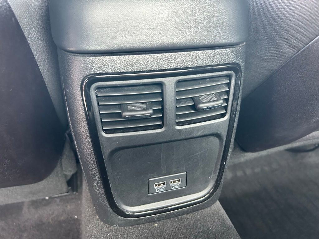 Used 2019 Dodge Charger SXT w/ Blacktop Package image 19