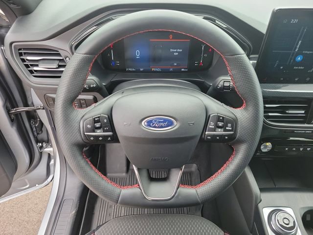 Certified 2024 Ford Escape ST-Line w/ Tech Pack #1 AWD/4WD image 17