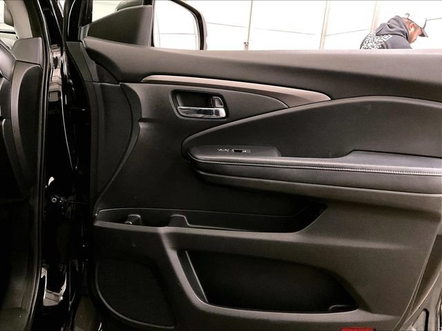 Used 2019 Honda Ridgeline RTL image 23