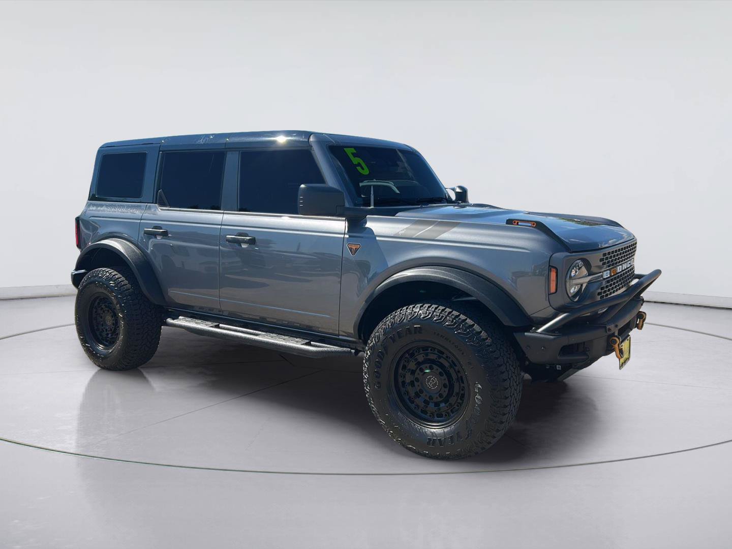 Certified 2025 Ford Bronco Badlands w/ Sasquatch Package AWD/4WD image 3