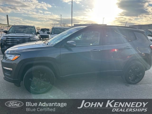 Used 2021 Jeep Compass Latitude image 2