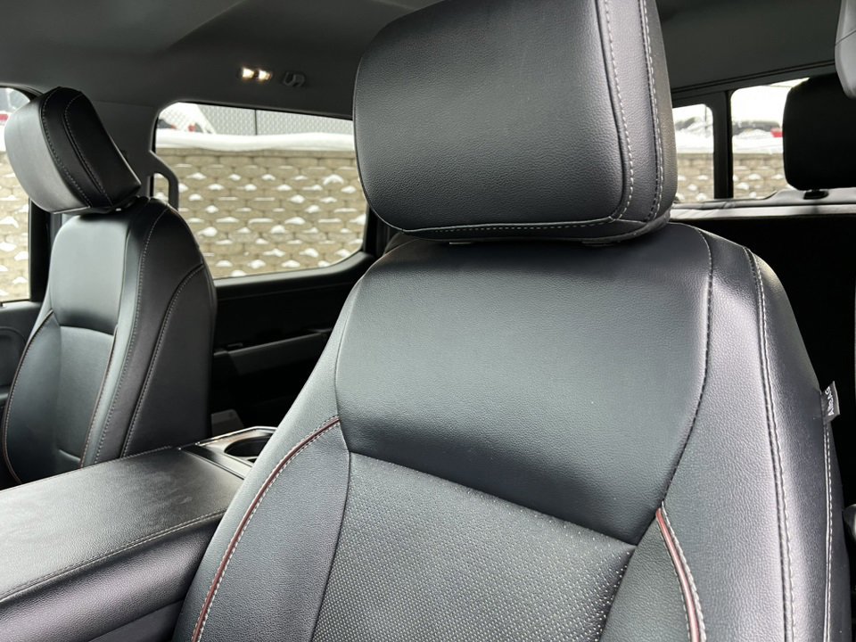 Certified 2023 Ford F150 Lariat w/ Equipment Group 502A High image 21