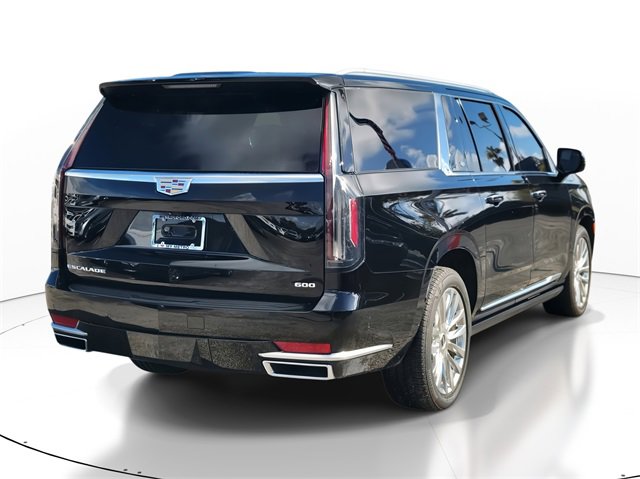 Used 2023 Cadillac Escalade ESV Premium Luxury w/ Performance Package image 4