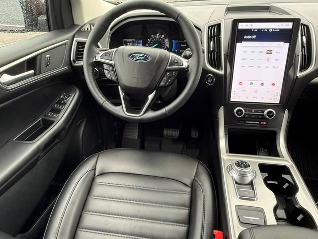 Certified 2024 Ford Edge SEL w/ Convenience Package AWD/4WD image 8