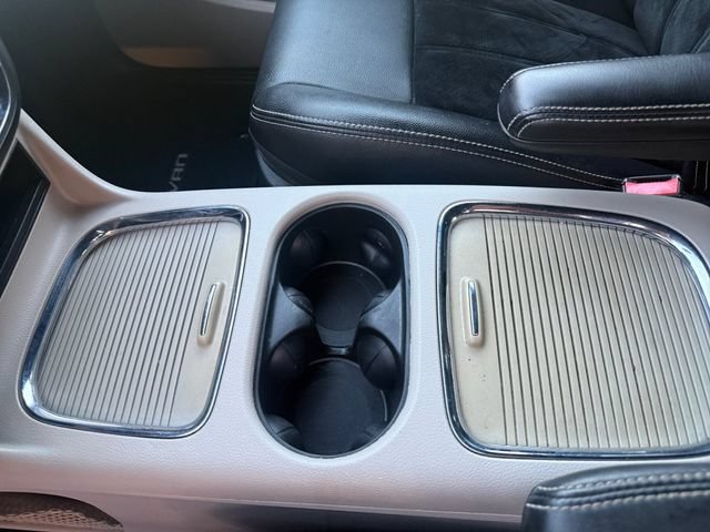 Used 2017 Dodge Grand Caravan SXT FWD image 13