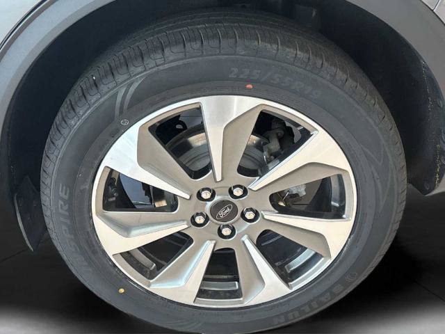 Certified 2023 Ford Escape Platinum AWD/4WD image 34