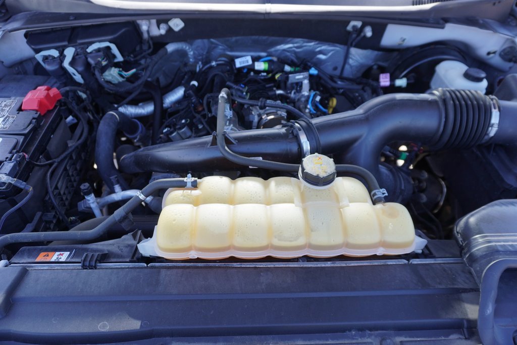 Certified 2019 Ford F150 XLT w/ Equipment Group 302A Luxury image 24