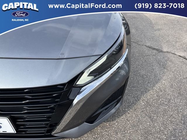 Used 2024 Nissan Altima 2.5 SV image 11