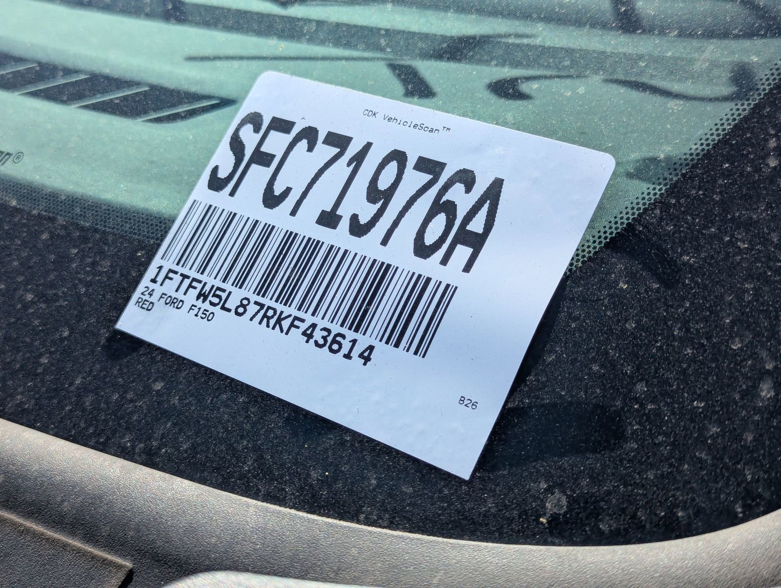 Certified 2024 Ford F150 Lariat w/ FX4 Off-Road Package image 5