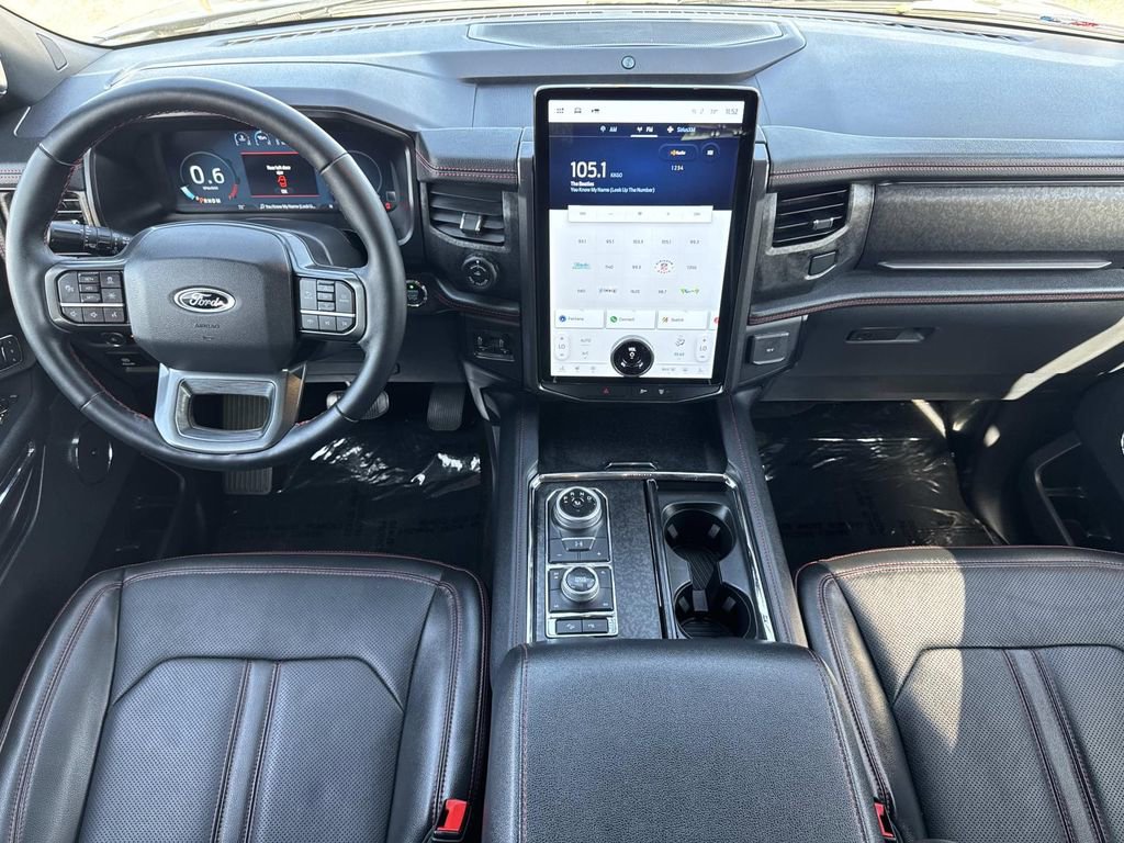 Certified 2022 Ford Expedition Limited image 8