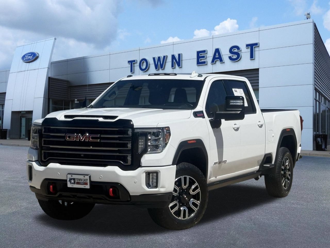 Used 2021 GMC Sierra 2500 AT4 w/ AT4 Premium Plus Package AWD/4WD video 1