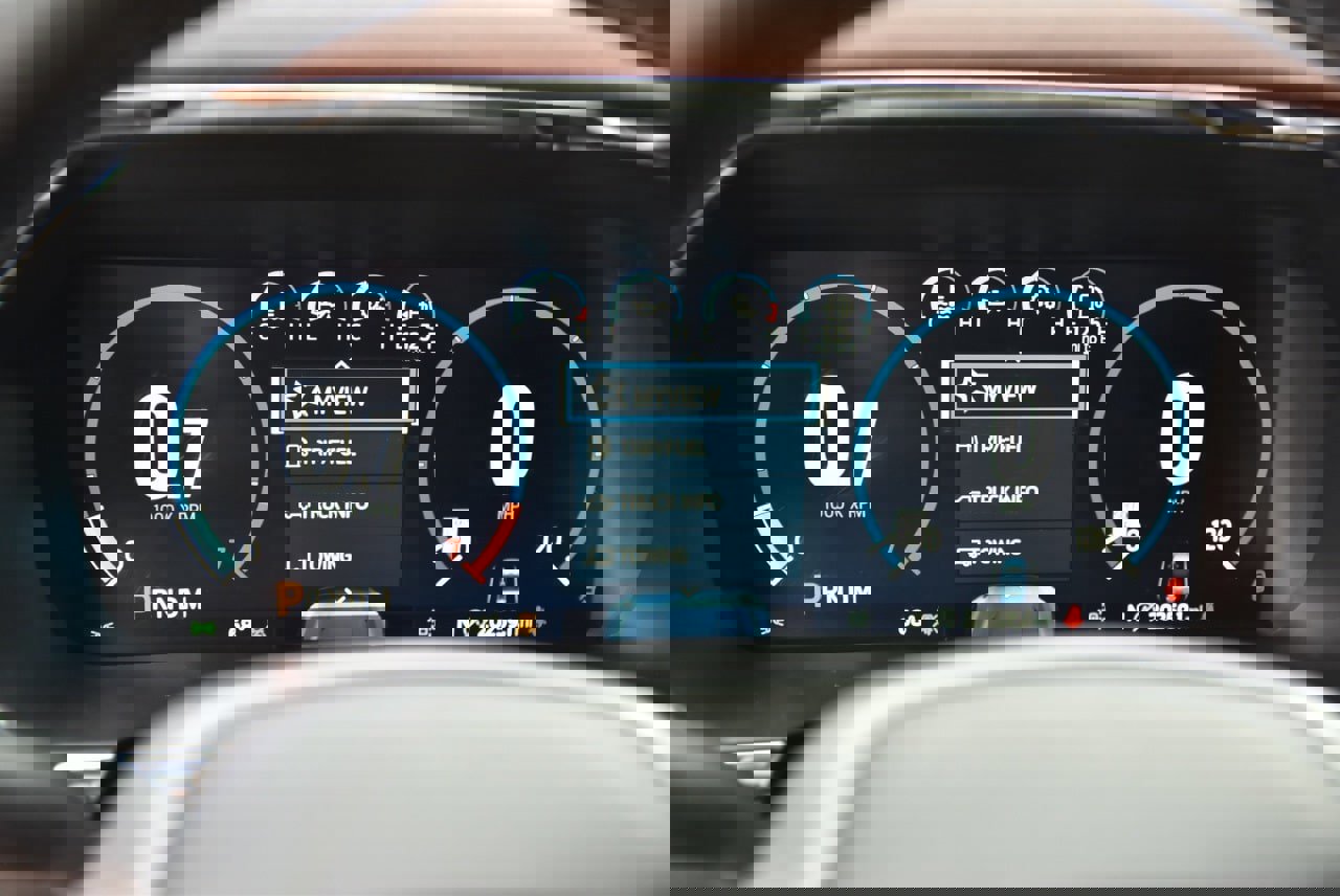 Certified 2023 Ford F150 Lariat w/ Equipment Group 502A High image 27