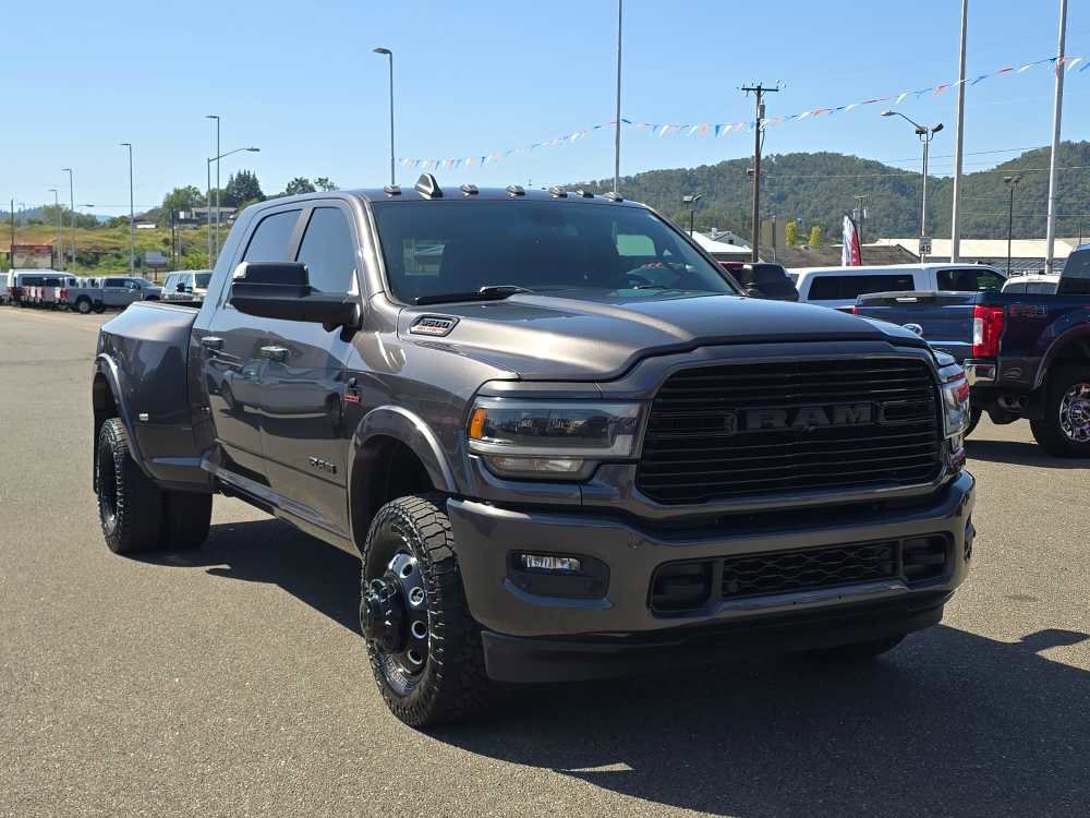 Used 2020 RAM 3500 Laramie w/ Night Edition AWD/4WD image 7
