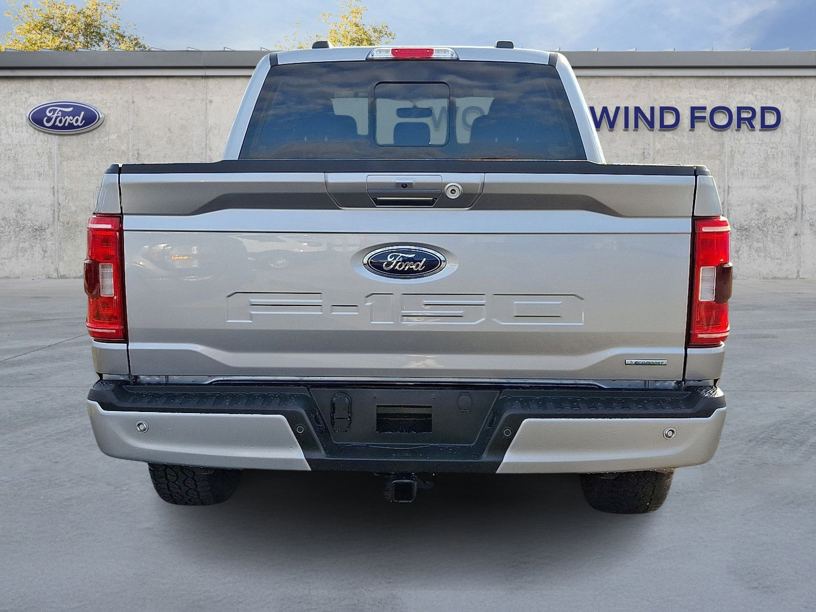 Certified 2022 Ford F150 XLT w/ Equipment Group 302A High image 3