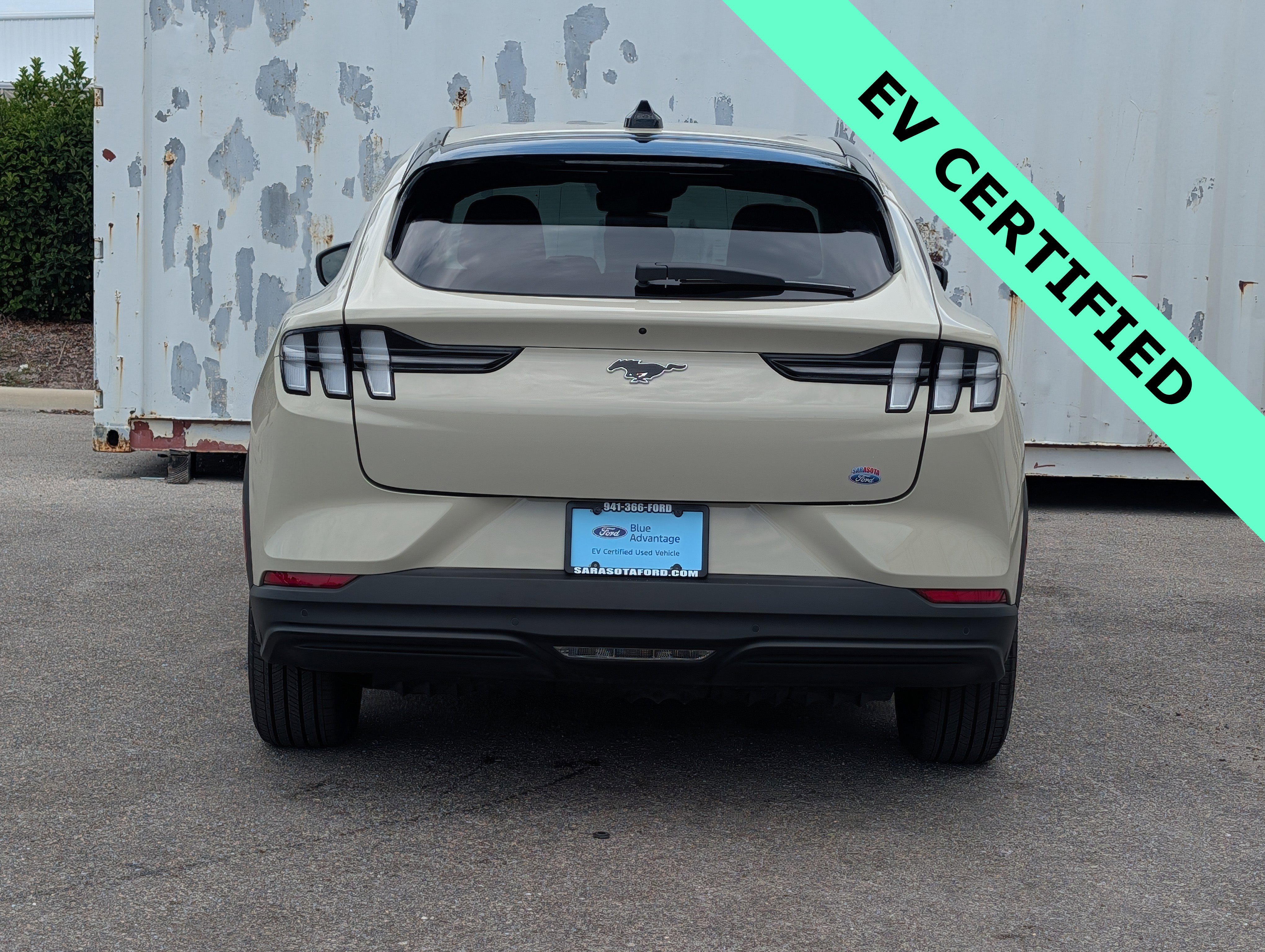 Certified 2025 Ford Mustang Mach-E Select RWD image 5