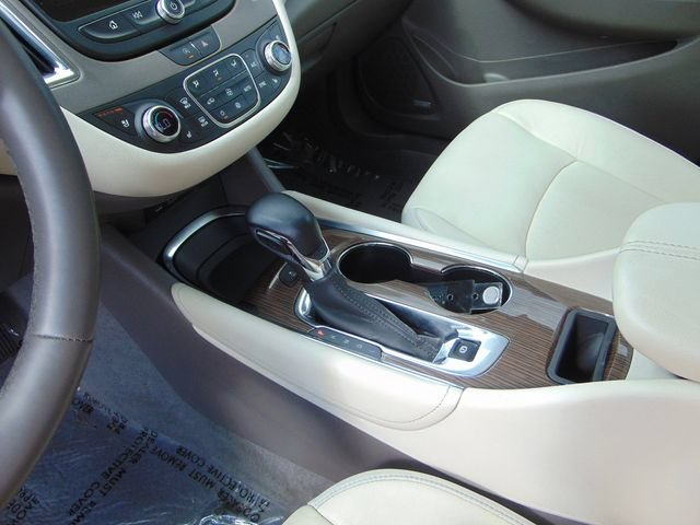 Used 2024 Chevrolet Malibu LT FWD image 14