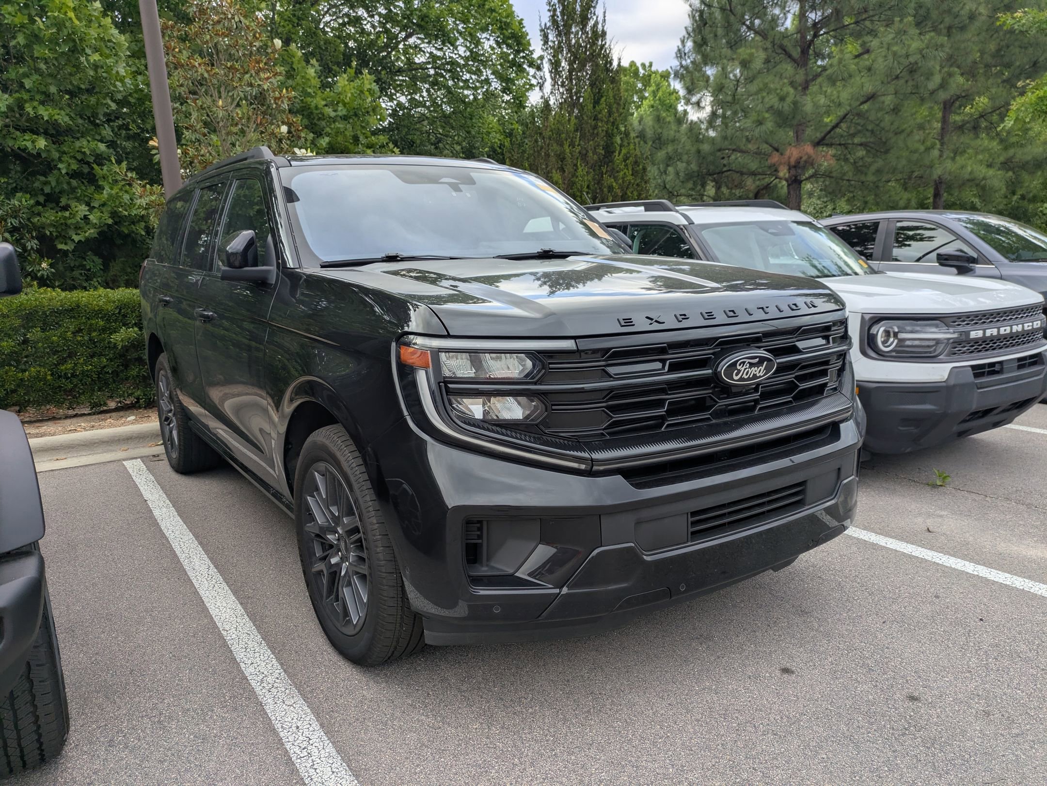 Certified 2025 Ford Expedition Platinum w/ Stealth Performance Package