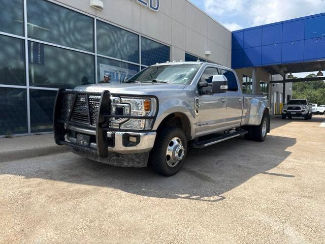 Certified 2022 Ford F350 Lariat w/ Lariat Value Package AWD/4WD image 4