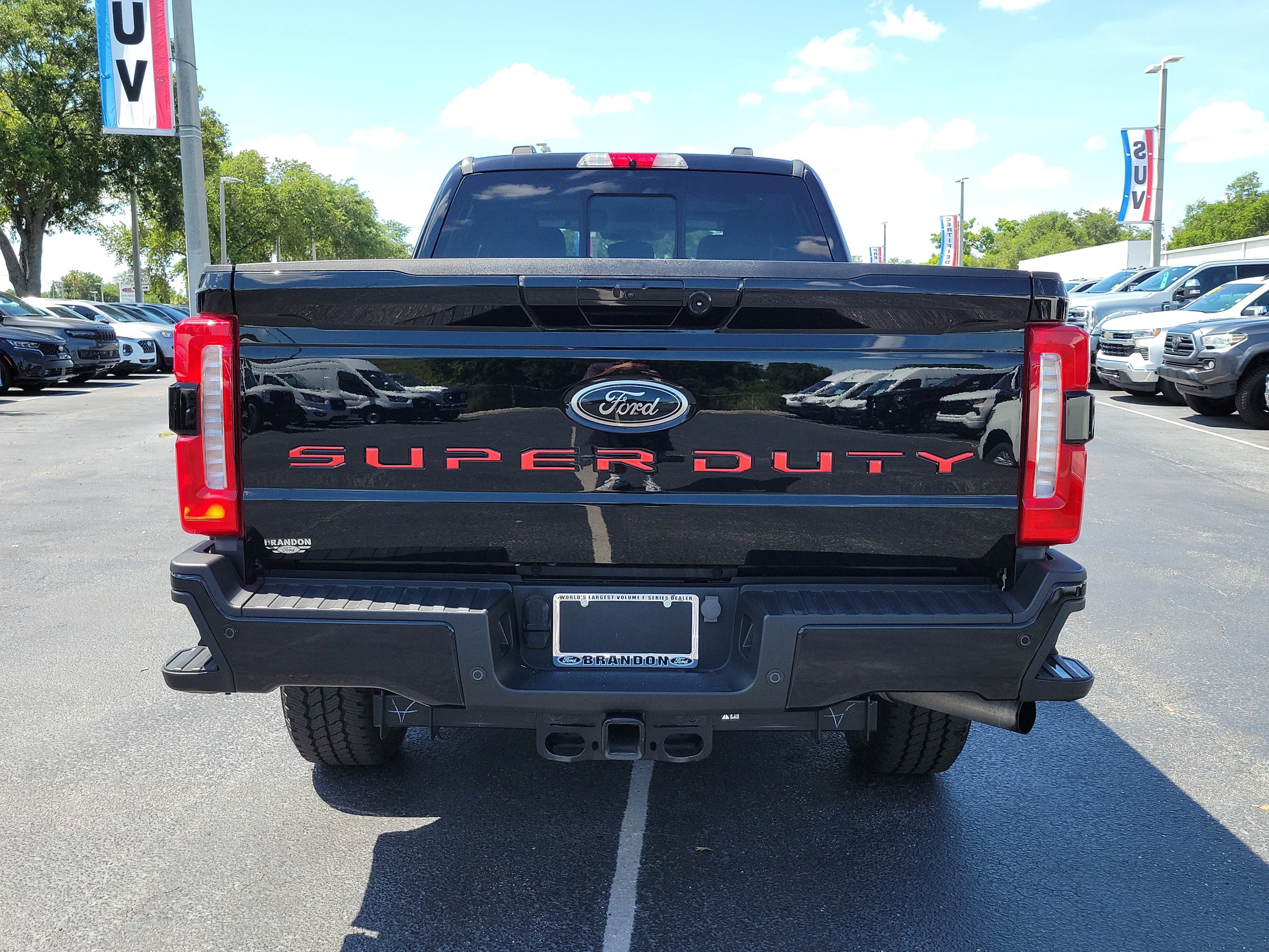 Certified 2023 Ford F250 XLT w/ Black Appearance Package AWD/4WD image 8