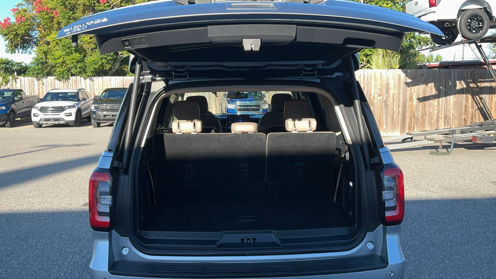 Certified 2024 Ford Expedition Limited AWD/4WD image 13