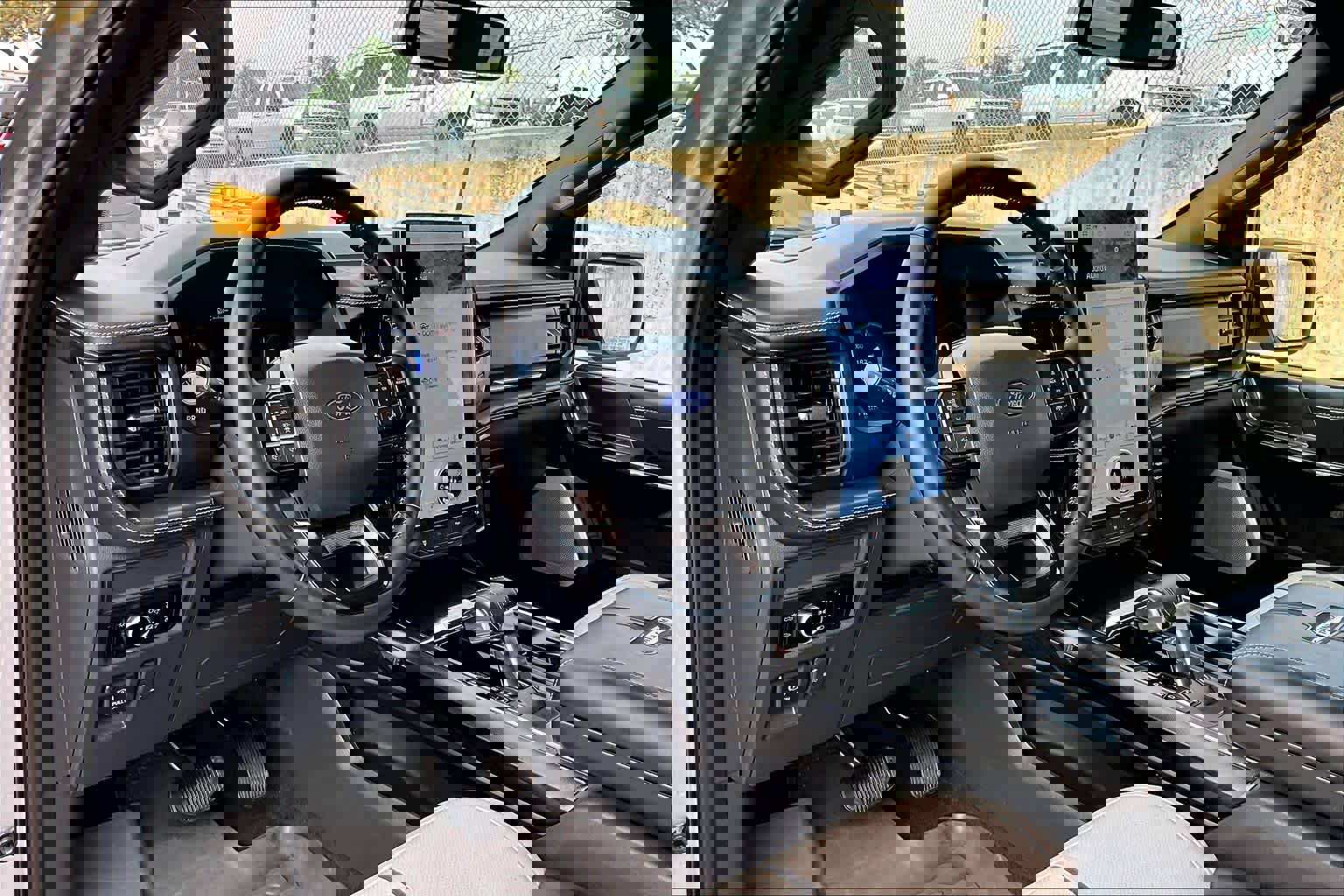 Certified 2025 Ford F150 Lightning Platinum image 18