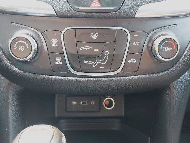 Used 2019 Chevrolet Equinox LT AWD/4WD image 19
