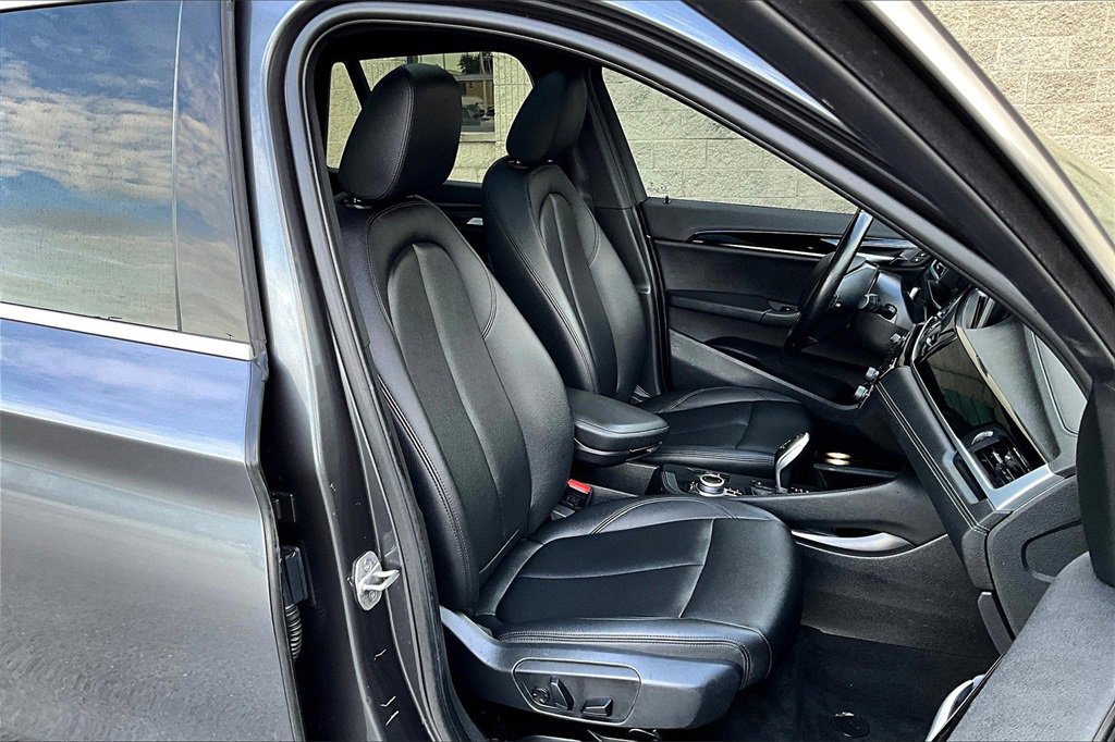 Used 2021 BMW X1 xDrive28i image 7