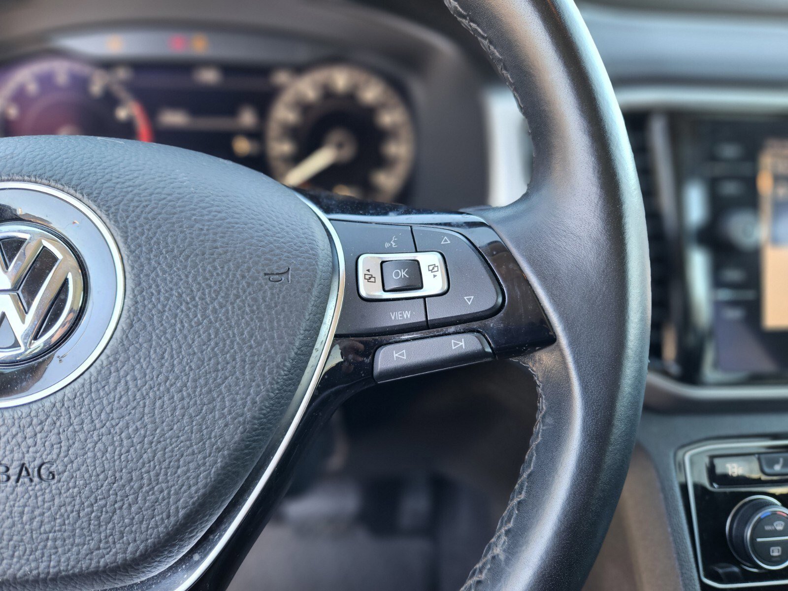 Used 2019 Volkswagen Atlas SEL image 29