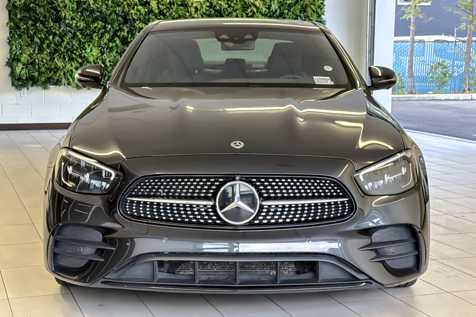Used 2022 Mercedes-Benz E 450 4MATIC Sedan image 9