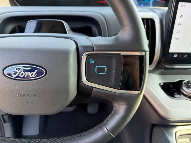 Certified 2025 Ford Expedition Active AWD/4WD image 20