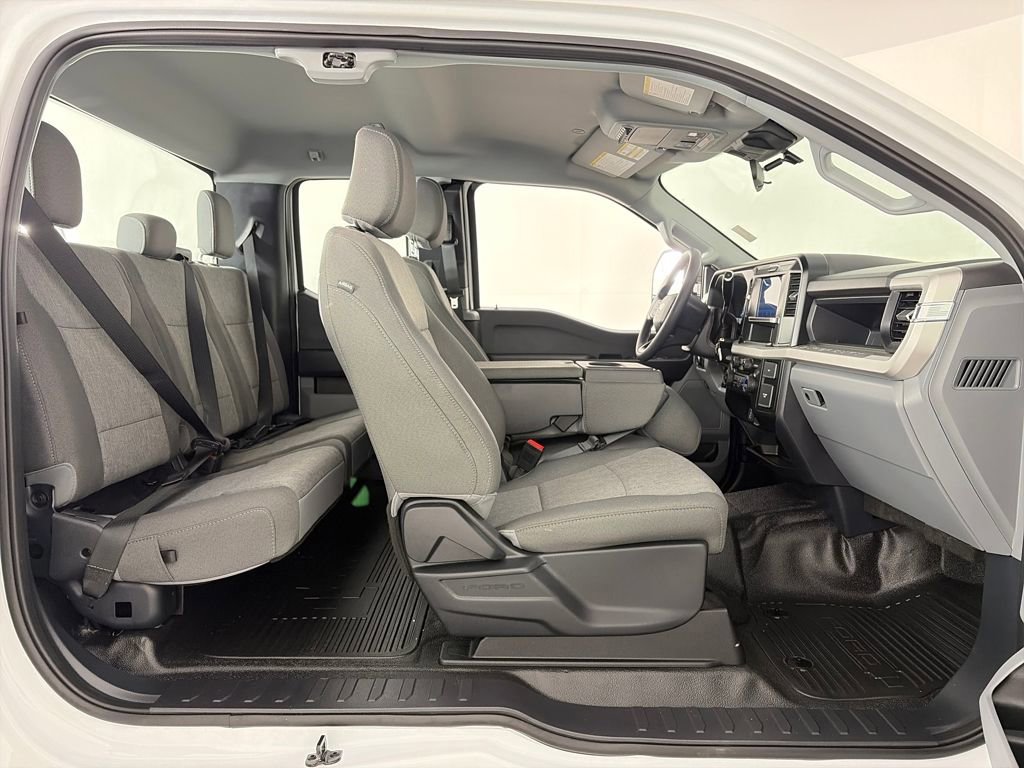 Certified 2025 Ford F350 XL w/ Snow Plow Prep Package image 26