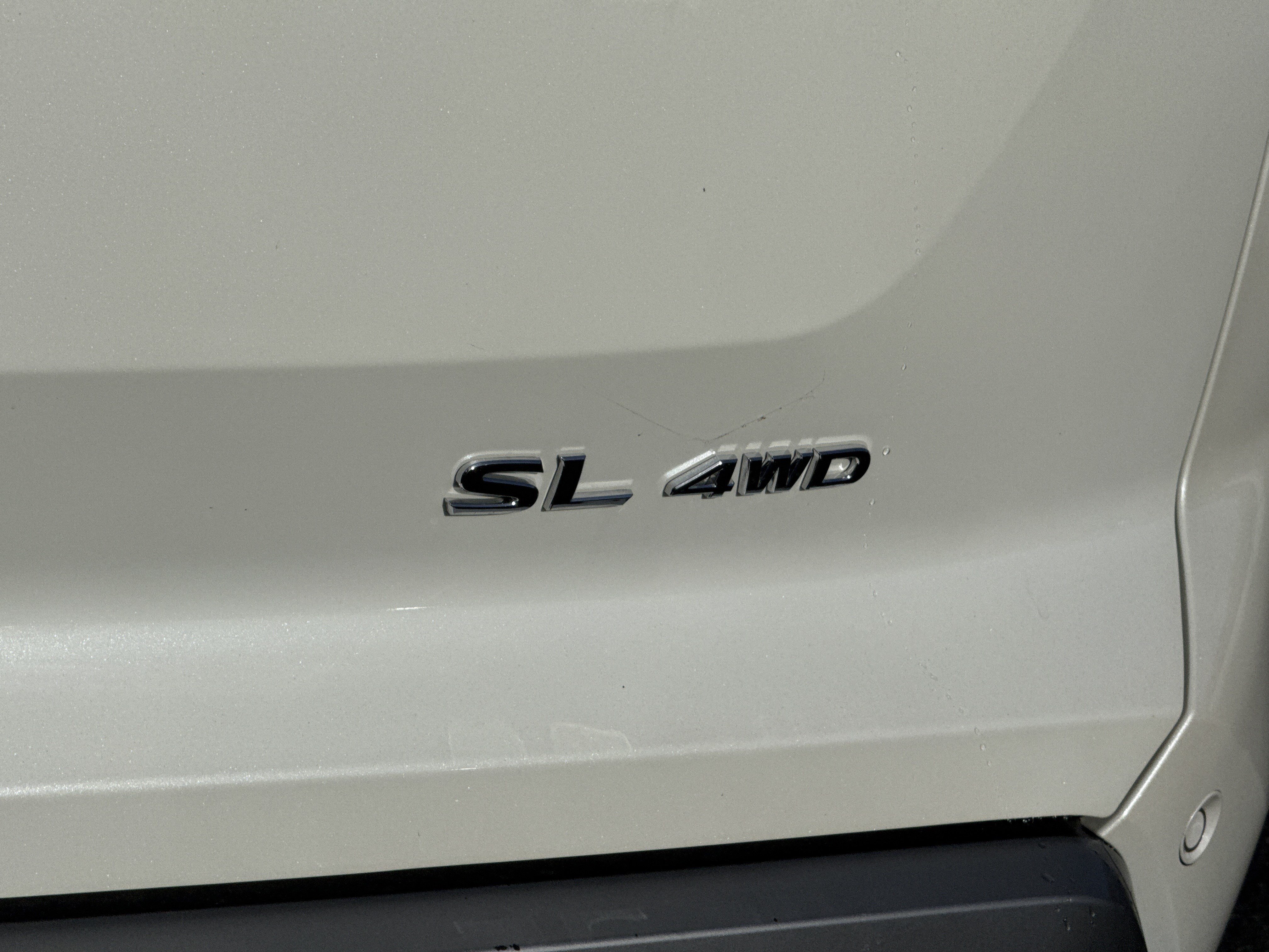 Used 2024 Nissan Pathfinder SL AWD/4WD image 9