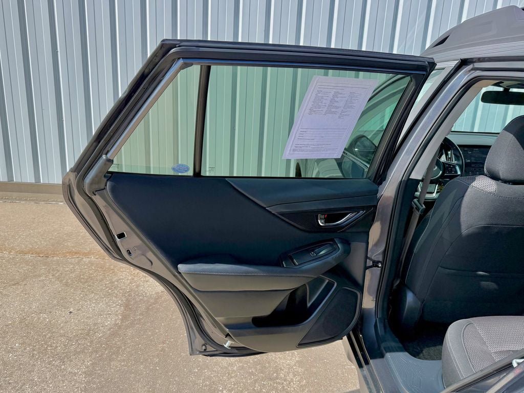 Used 2023 Subaru Outback Premium AWD/4WD image 15