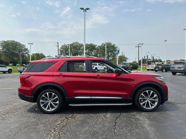Certified 2025 Ford Explorer Platinum w/ Ultimate Package AWD/4WD image 9