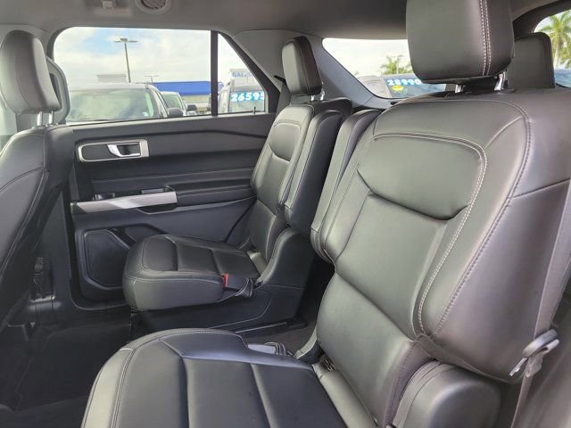 Certified 2023 Ford Explorer XLT w/ Equipment Group 202A RWD image 16