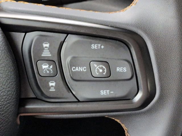 Used 2024 Jeep Wrangler Unlimited Sport AWD/4WD image 24