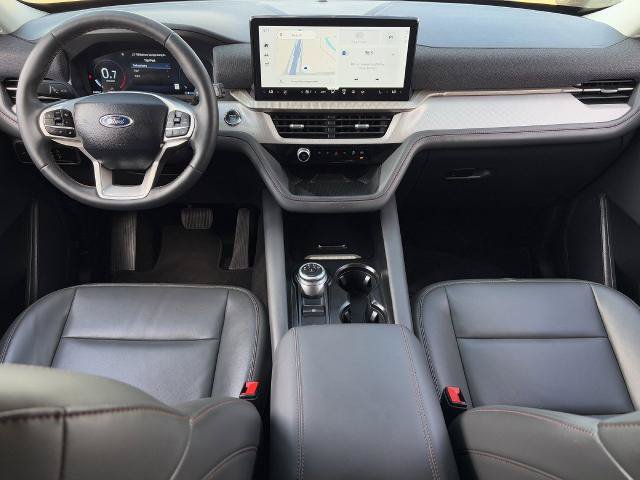 Certified 2025 Ford Explorer Active w/ Active Comfort Package RWD image 12