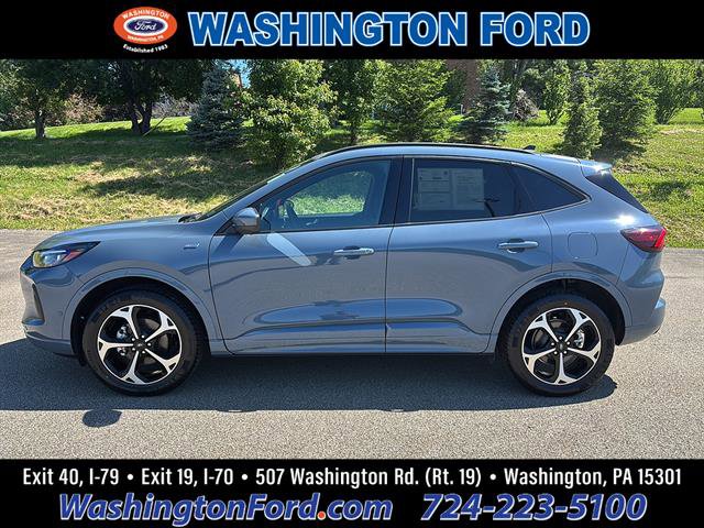 Certified 2024 Ford Escape ST-Line Elite w/ Premium Technology Package AWD/4WD video 1