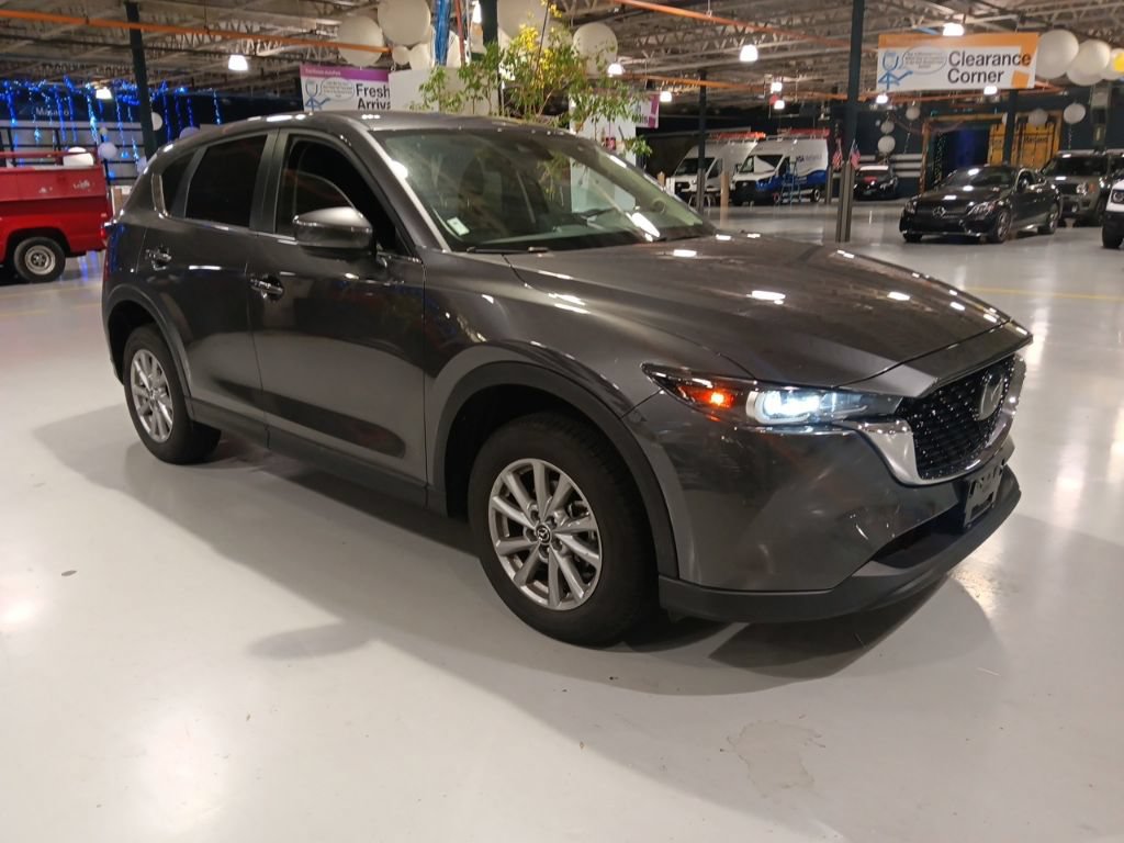 Used 2023 MAZDA CX-5 AWD 2.5 S w/ Select Package image 1