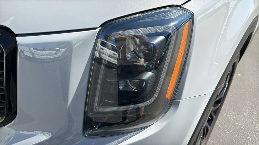 Used 2021 Kia Telluride EX w/ EX Premium Package image 7
