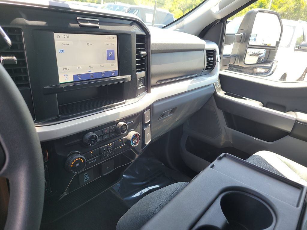 Certified 2025 Ford F350 XLT w/ FX4 Off-Road Package AWD/4WD image 18