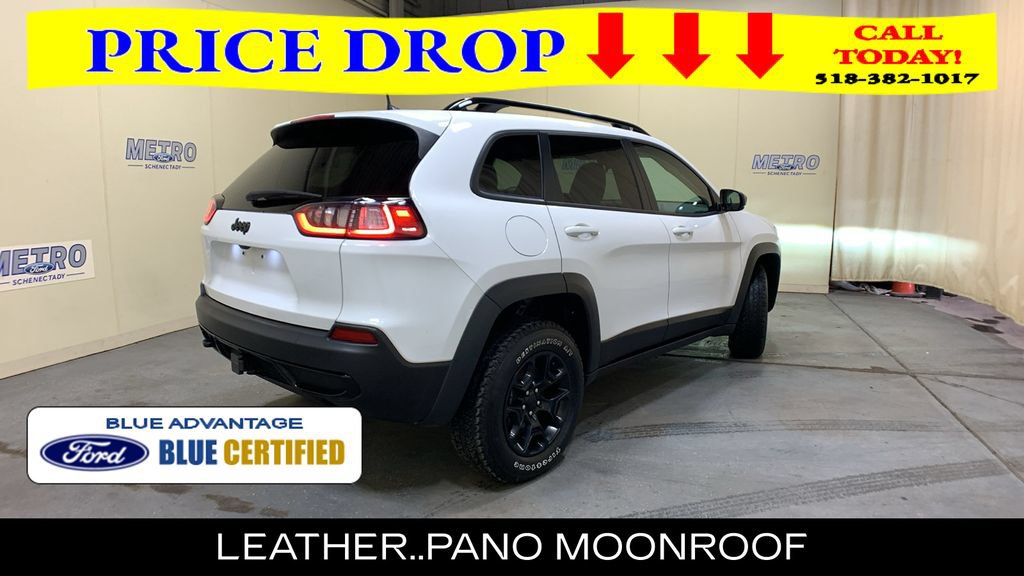 Used 2022 Jeep Cherokee Latitude w/ Sun & Sound Group AWD/4WD image 3