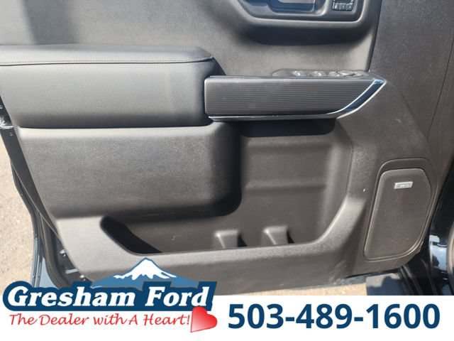 Used 2022 GMC Sierra 1500 AT4 w/ AT4 Premium Package AWD/4WD image 18