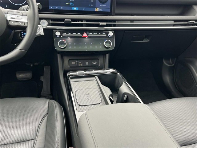 Used 2025 Hyundai Tucson Limited image 18